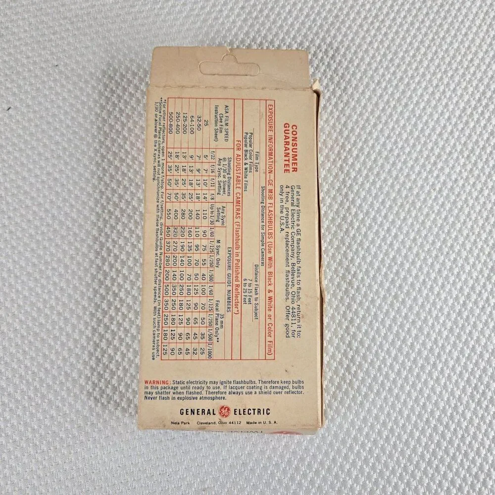 Vintage GE M3B Flashbulbs 11 Count Vintage Photography Made In USA